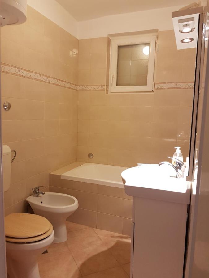 Apartmani Ljerka Malinska Bagian luar foto